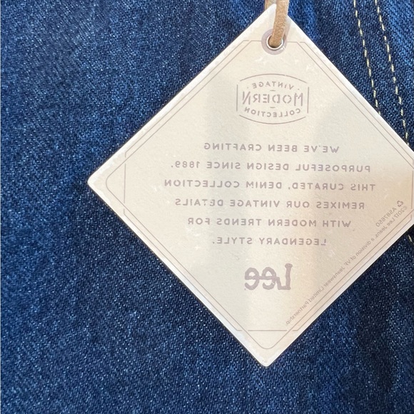 Lee Jeans Women's Vintage Modern Cut Off Shorts - Blue - Mini Shorts - Picture 7 of 9